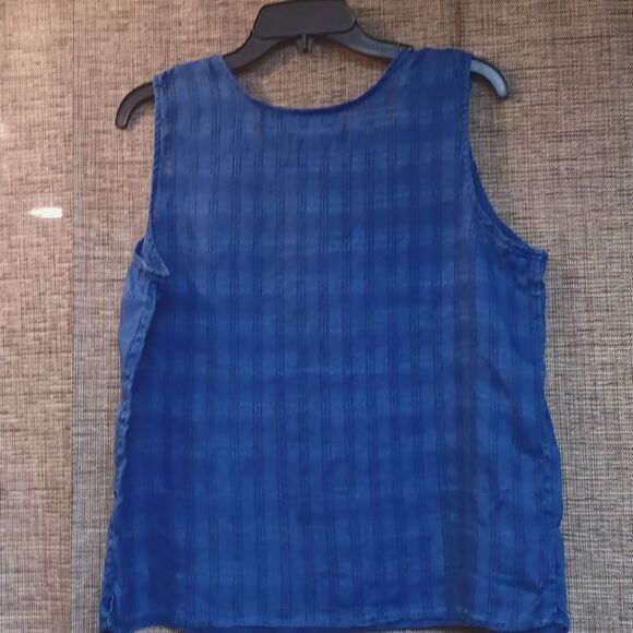 Sag Harbor Blue 100% Linen Tank Top - Picture 4 of 4